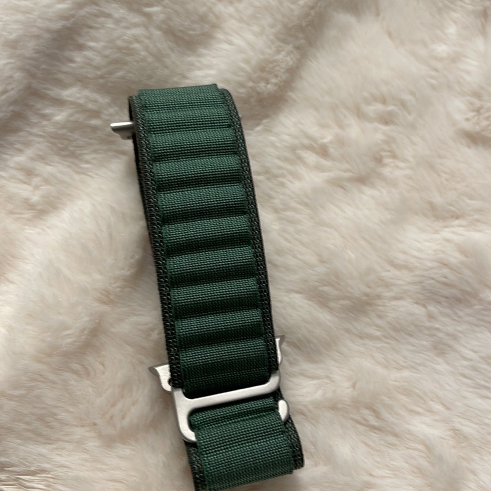 Wristlet. Color dark green. Size 42/44 - Picture 4 of 5